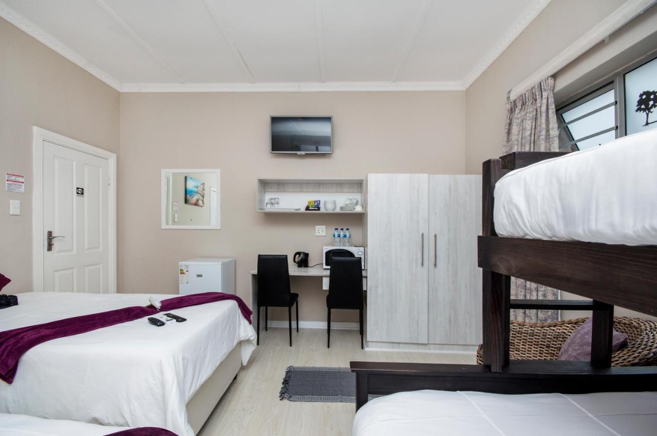 Newtondale Self Catering Hotell Port Elizabeth Exteriör bild