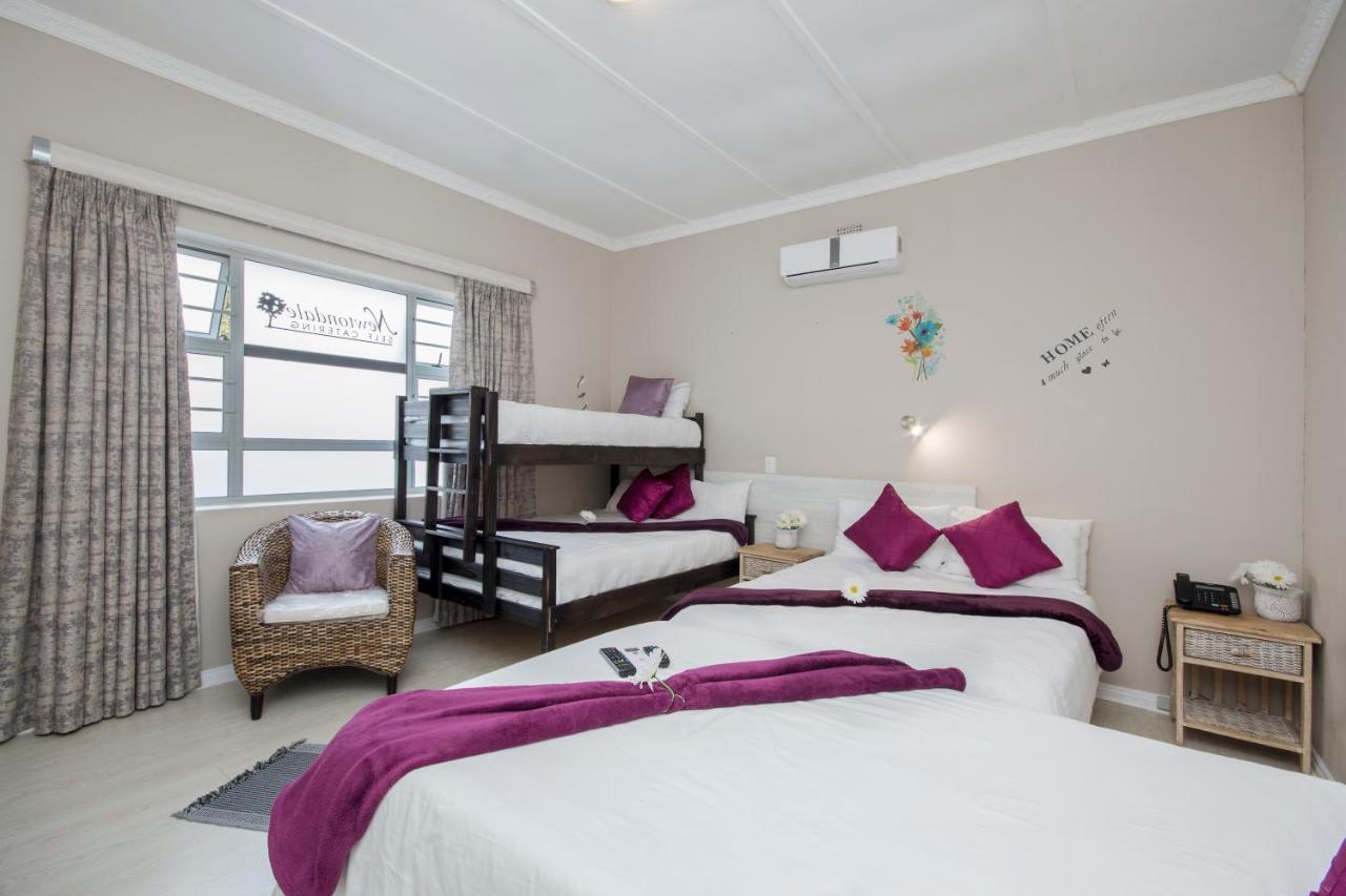 Newtondale Self Catering Hotell Port Elizabeth Exteriör bild