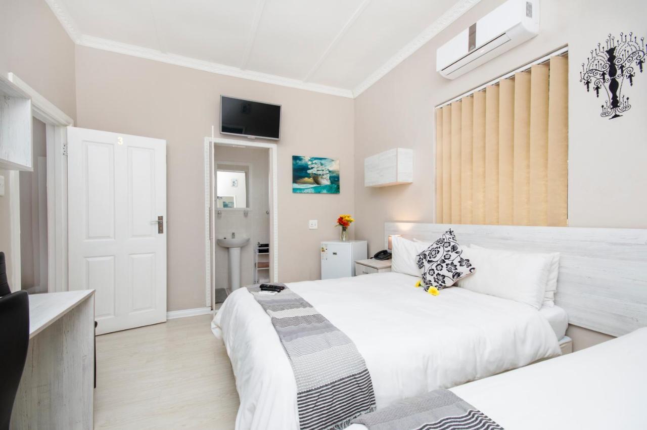 Newtondale Self Catering Hotell Port Elizabeth Exteriör bild