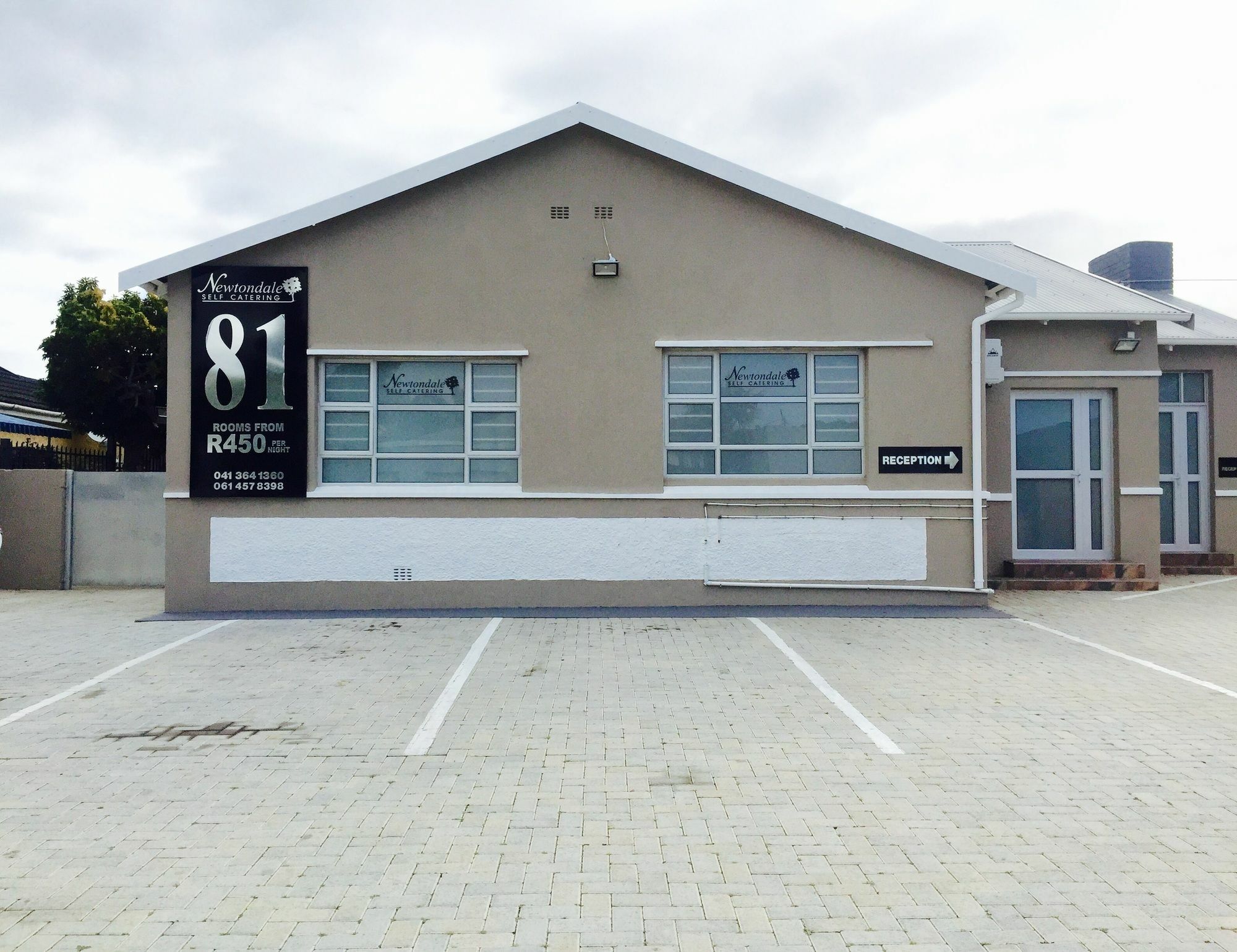 Newtondale Self Catering Hotell Port Elizabeth Exteriör bild